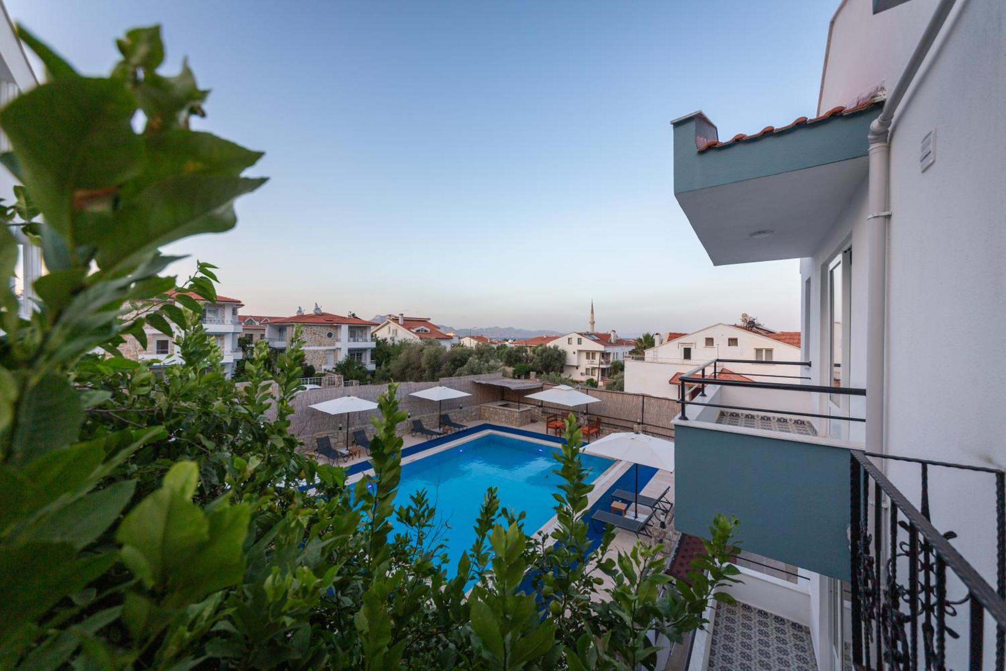 Oezguem Suite Otel Datça Exterior foto