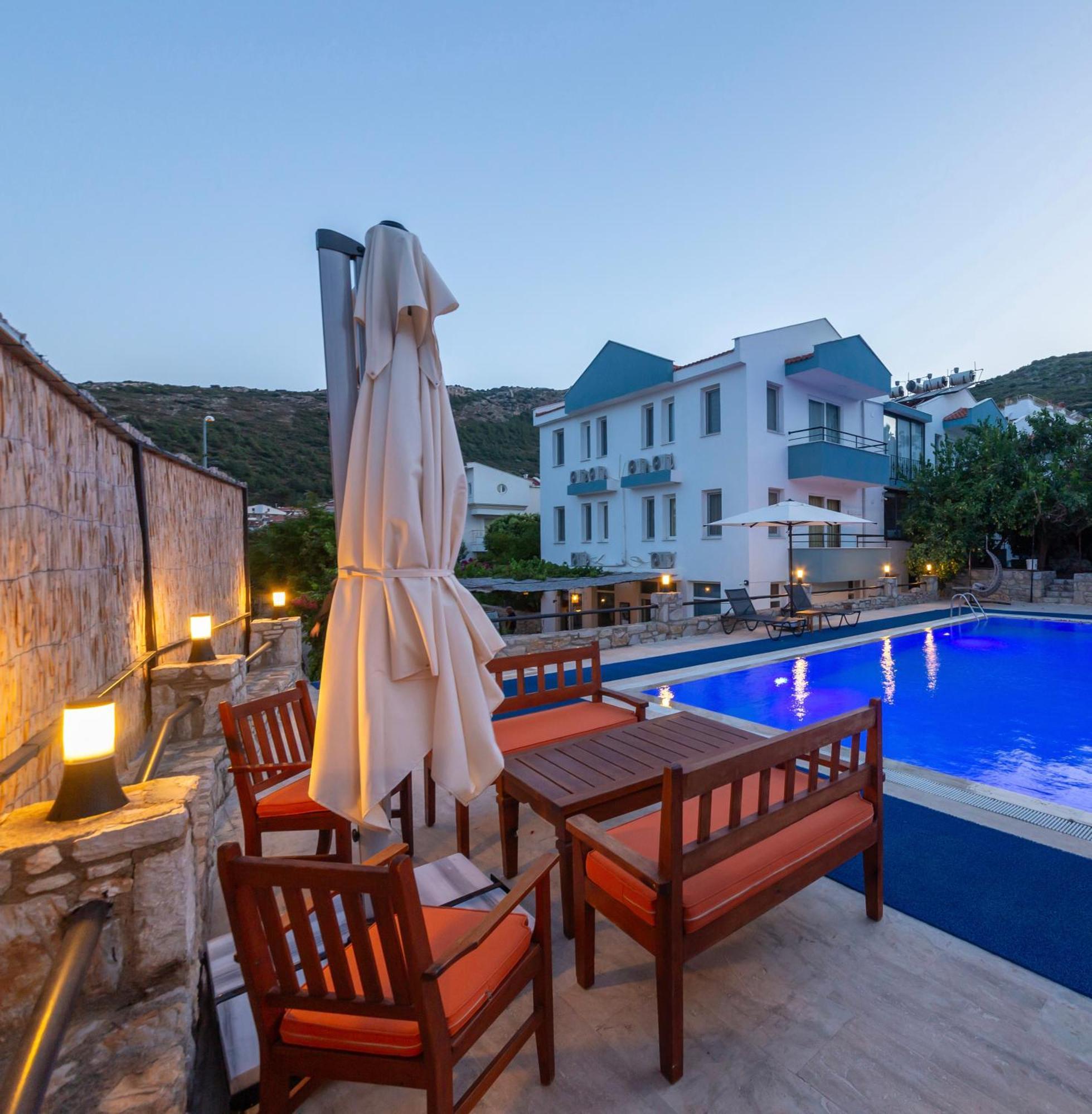 Oezguem Suite Otel Datça Exterior foto