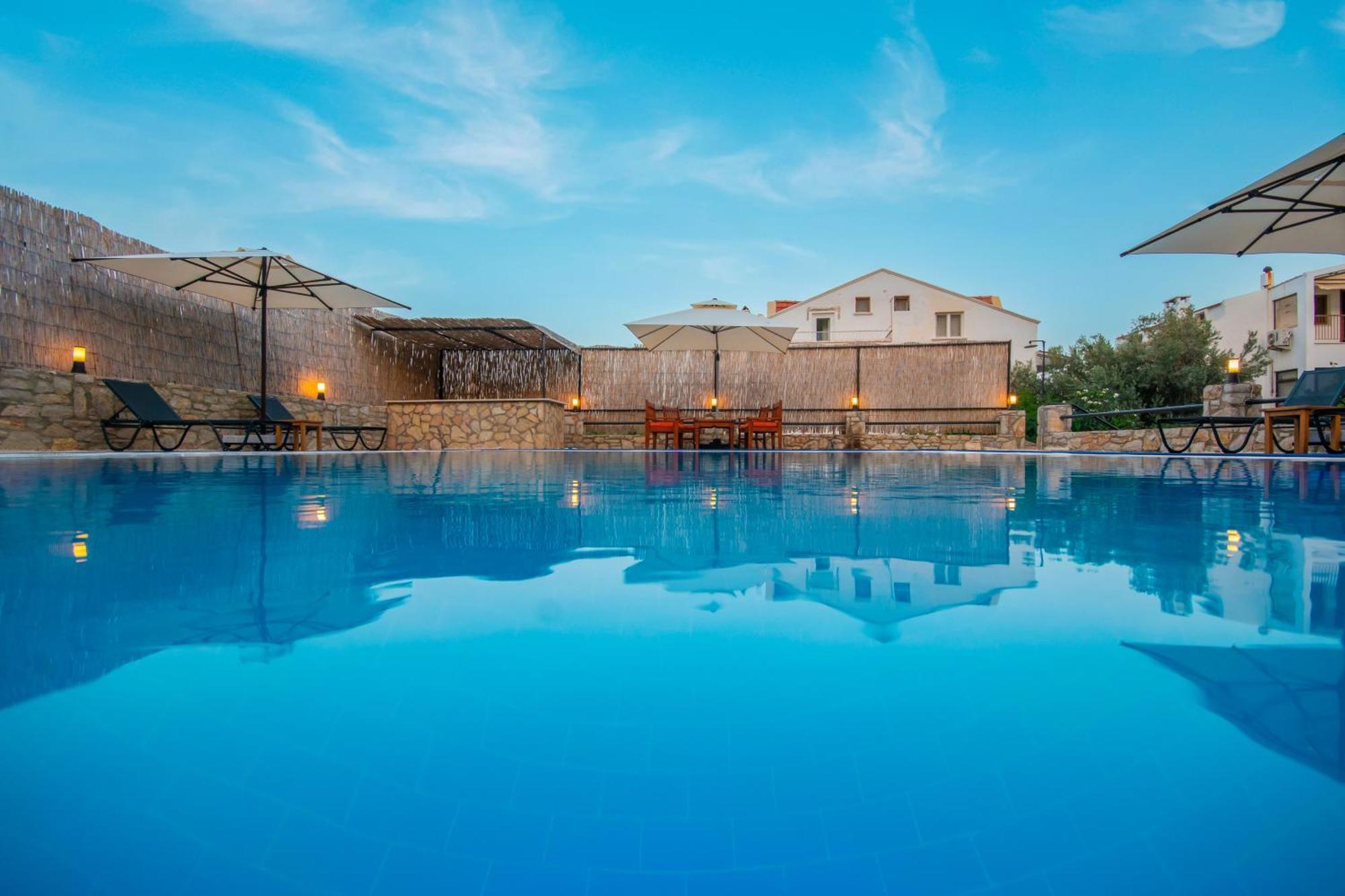 Oezguem Suite Otel Datça Exterior foto